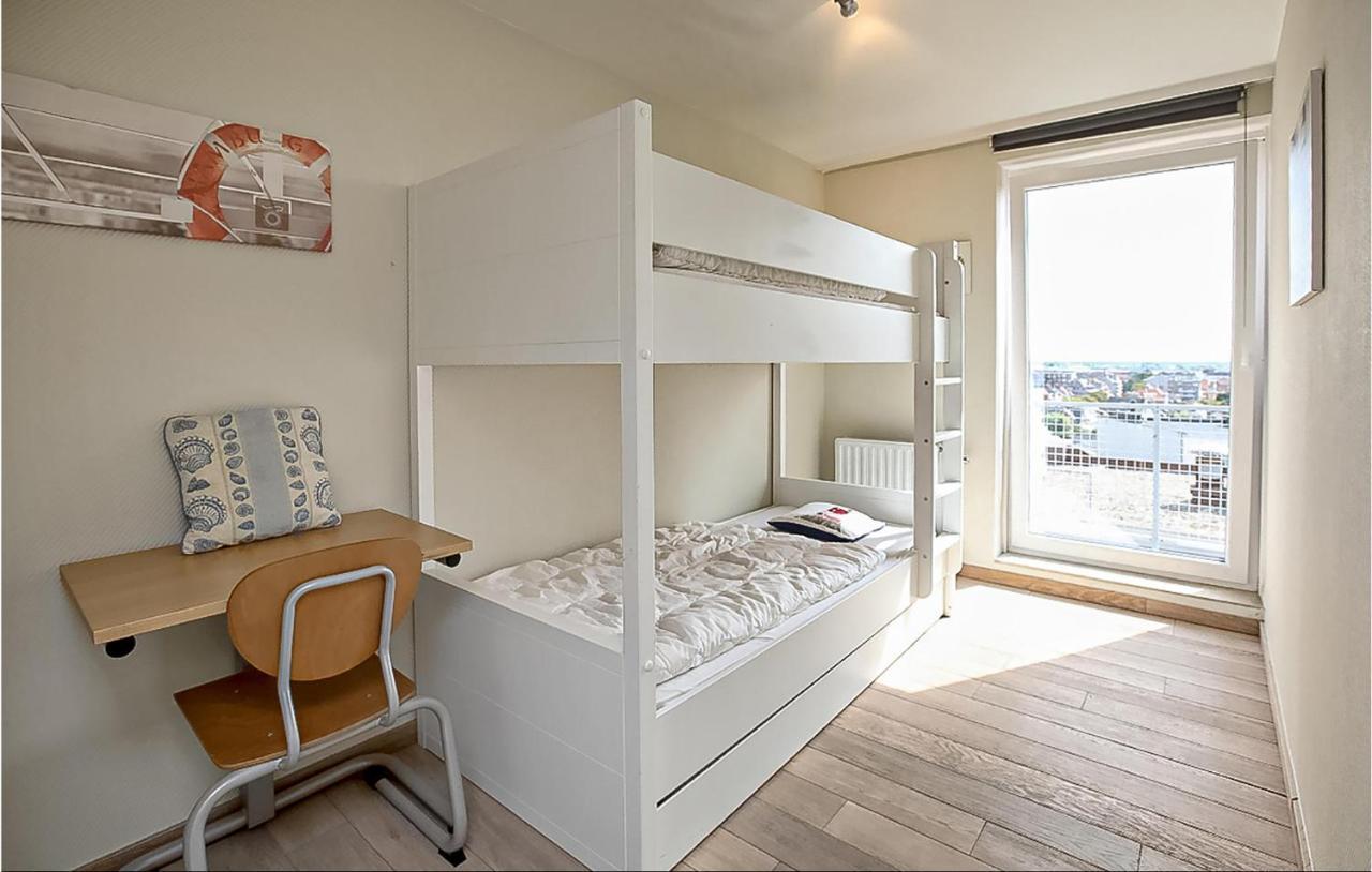 Amazing Apartment In Oostende With House Sea View Zewnętrze zdjęcie